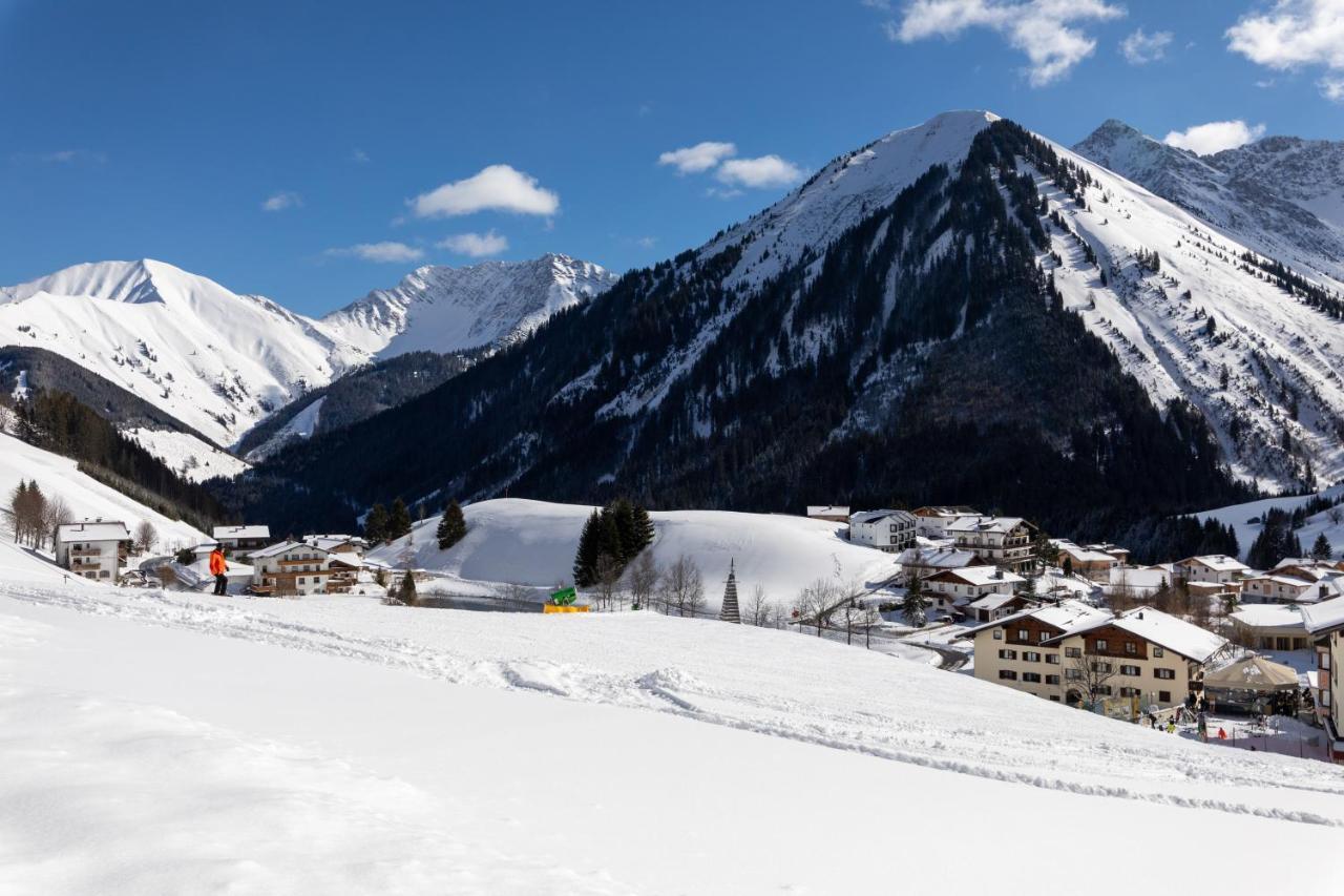 Landhaus Panorama Berwang Eksteriør billede